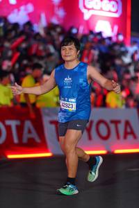 BIB: 2031, 42923, 060
                            <button type="button" onclick="openModal(21352761)" class="btn btn-primary btn-sm float-right btn-popup" data-toggle="modal" data-target=".modal-high-quality">
                        <i class="fas fa-shopping-cart"></i> Add to Cart
                    </button>
                                            <button type="button" onclick="isThisMe(21352761, true)" class="btn btn-success btn-sm float-right btn-popup btn-isme hidden" data-toggle="tooltip" data-placement="bottom" title="นี่คือรูปของคุณใช่ไหม คลิกที่นี่เพื่อเอาเข้าอัลบั้ม">
                        <i class="fas fa-plus"></i> Add to album
                    </button>
                    <button type="button" onclick="isThisMe(21352761, false)" class="btn btn-warning btn-sm float-right btn-popup btn-isnotme hidden">
                        <i class="fas fa-ban"></i> Remove from album
                    </button>