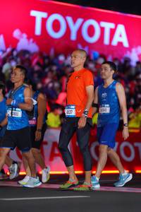 BIB: 0811, 958, 4137, 198, 41841
                            <button type="button" onclick="openModal(21345849)" class="btn btn-primary btn-sm float-right btn-popup" data-toggle="modal" data-target=".modal-high-quality">
                        <i class="fas fa-shopping-cart"></i> Add to Cart
                    </button>
                                            <button type="button" onclick="isThisMe(21345849, true)" class="btn btn-success btn-sm float-right btn-popup btn-isme hidden" data-toggle="tooltip" data-placement="bottom" title="นี่คือรูปของคุณใช่ไหม คลิกที่นี่เพื่อเอาเข้าอัลบั้ม">
                        <i class="fas fa-plus"></i> Add to album
                    </button>
                    <button type="button" onclick="isThisMe(21345849, false)" class="btn btn-warning btn-sm float-right btn-popup btn-isnotme hidden">
                        <i class="fas fa-ban"></i> Remove from album
                    </button>