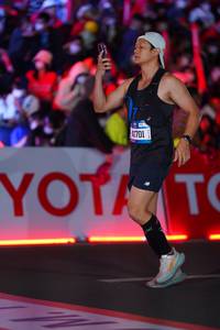 BIB: 610, 41701
                            <button type="button" onclick="openModal(21347157)" class="btn btn-primary btn-sm float-right btn-popup" data-toggle="modal" data-target=".modal-high-quality">
                        <i class="fas fa-shopping-cart"></i> Add to Cart
                    </button>
                                            <button type="button" onclick="isThisMe(21347157, true)" class="btn btn-success btn-sm float-right btn-popup btn-isme hidden" data-toggle="tooltip" data-placement="bottom" title="นี่คือรูปของคุณใช่ไหม คลิกที่นี่เพื่อเอาเข้าอัลบั้ม">
                        <i class="fas fa-plus"></i> Add to album
                    </button>
                    <button type="button" onclick="isThisMe(21347157, false)" class="btn btn-warning btn-sm float-right btn-popup btn-isnotme hidden">
                        <i class="fas fa-ban"></i> Remove from album
                    </button>