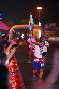 BIB: 438, 
                            <button type="button" onclick="openModal(21361083)" class="btn btn-primary btn-sm float-right btn-popup" data-toggle="modal" data-target=".modal-high-quality">
                        <i class="fas fa-shopping-cart"></i> Add to Cart
                    </button>
                                            <button type="button" onclick="isThisMe(21361083, true)" class="btn btn-success btn-sm float-right btn-popup btn-isme hidden" data-toggle="tooltip" data-placement="bottom" title="นี่คือรูปของคุณใช่ไหม คลิกที่นี่เพื่อเอาเข้าอัลบั้ม">
                        <i class="fas fa-plus"></i> Add to album
                    </button>
                    <button type="button" onclick="isThisMe(21361083, false)" class="btn btn-warning btn-sm float-right btn-popup btn-isnotme hidden">
                        <i class="fas fa-ban"></i> Remove from album
                    </button>