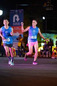 BIB: 41568, 42013
                            <button type="button" onclick="openModal(20227028)" class="btn btn-primary btn-sm float-right btn-popup" data-toggle="modal" data-target=".modal-high-quality">
                        <i class="fas fa-shopping-cart"></i> Add to Cart
                    </button>
                                            <button type="button" onclick="isThisMe(20227028, true)" class="btn btn-success btn-sm float-right btn-popup btn-isme hidden" data-toggle="tooltip" data-placement="bottom" title="นี่คือรูปของคุณใช่ไหม คลิกที่นี่เพื่อเอาเข้าอัลบั้ม">
                        <i class="fas fa-plus"></i> Add to album
                    </button>
                    <button type="button" onclick="isThisMe(20227028, false)" class="btn btn-warning btn-sm float-right btn-popup btn-isnotme hidden">
                        <i class="fas fa-ban"></i> Remove from album
                    </button>