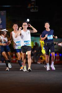 BIB: 40687, 40100, 43301
                            <button type="button" onclick="openModal(20223338)" class="btn btn-primary btn-sm float-right btn-popup" data-toggle="modal" data-target=".modal-high-quality">
                        <i class="fas fa-shopping-cart"></i> Add to Cart
                    </button>
                                            <button type="button" onclick="isThisMe(20223338, true)" class="btn btn-success btn-sm float-right btn-popup btn-isme hidden" data-toggle="tooltip" data-placement="bottom" title="นี่คือรูปของคุณใช่ไหม คลิกที่นี่เพื่อเอาเข้าอัลบั้ม">
                        <i class="fas fa-plus"></i> Add to album
                    </button>
                    <button type="button" onclick="isThisMe(20223338, false)" class="btn btn-warning btn-sm float-right btn-popup btn-isnotme hidden">
                        <i class="fas fa-ban"></i> Remove from album
                    </button>