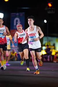 BIB: 41206, 4330
                            <button type="button" onclick="openModal(20095818)" class="btn btn-primary btn-sm float-right btn-popup" data-toggle="modal" data-target=".modal-high-quality">
                        <i class="fas fa-shopping-cart"></i> Add to Cart
                    </button>
                                            <button type="button" onclick="isThisMe(20095818, true)" class="btn btn-success btn-sm float-right btn-popup btn-isme hidden" data-toggle="tooltip" data-placement="bottom" title="นี่คือรูปของคุณใช่ไหม คลิกที่นี่เพื่อเอาเข้าอัลบั้ม">
                        <i class="fas fa-plus"></i> Add to album
                    </button>
                    <button type="button" onclick="isThisMe(20095818, false)" class="btn btn-warning btn-sm float-right btn-popup btn-isnotme hidden">
                        <i class="fas fa-ban"></i> Remove from album
                    </button>