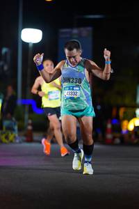 BIB: 330, 43332
                            <button type="button" onclick="openModal(20162734)" class="btn btn-primary btn-sm float-right btn-popup" data-toggle="modal" data-target=".modal-high-quality">
                        <i class="fas fa-shopping-cart"></i> Add to Cart
                    </button>
                                            <button type="button" onclick="isThisMe(20162734, true)" class="btn btn-success btn-sm float-right btn-popup btn-isme hidden" data-toggle="tooltip" data-placement="bottom" title="นี่คือรูปของคุณใช่ไหม คลิกที่นี่เพื่อเอาเข้าอัลบั้ม">
                        <i class="fas fa-plus"></i> Add to album
                    </button>
                    <button type="button" onclick="isThisMe(20162734, false)" class="btn btn-warning btn-sm float-right btn-popup btn-isnotme hidden">
                        <i class="fas fa-ban"></i> Remove from album
                    </button>