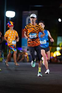 BIB: 42804, 40225
                            <button type="button" onclick="openModal(20122751)" class="btn btn-primary btn-sm float-right btn-popup" data-toggle="modal" data-target=".modal-high-quality">
                        <i class="fas fa-shopping-cart"></i> Add to Cart
                    </button>
                                            <button type="button" onclick="isThisMe(20122751, true)" class="btn btn-success btn-sm float-right btn-popup btn-isme hidden" data-toggle="tooltip" data-placement="bottom" title="นี่คือรูปของคุณใช่ไหม คลิกที่นี่เพื่อเอาเข้าอัลบั้ม">
                        <i class="fas fa-plus"></i> Add to album
                    </button>
                    <button type="button" onclick="isThisMe(20122751, false)" class="btn btn-warning btn-sm float-right btn-popup btn-isnotme hidden">
                        <i class="fas fa-ban"></i> Remove from album
                    </button>