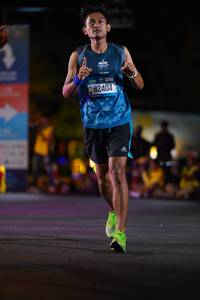 BIB: 82404
                            <button type="button" onclick="openModal(20313882)" class="btn btn-primary btn-sm float-right btn-popup" data-toggle="modal" data-target=".modal-high-quality">
                        <i class="fas fa-shopping-cart"></i> Add to Cart
                    </button>
                                            <button type="button" onclick="isThisMe(20313882, true)" class="btn btn-success btn-sm float-right btn-popup btn-isme hidden" data-toggle="tooltip" data-placement="bottom" title="นี่คือรูปของคุณใช่ไหม คลิกที่นี่เพื่อเอาเข้าอัลบั้ม">
                        <i class="fas fa-plus"></i> Add to album
                    </button>
                    <button type="button" onclick="isThisMe(20313882, false)" class="btn btn-warning btn-sm float-right btn-popup btn-isnotme hidden">
                        <i class="fas fa-ban"></i> Remove from album
                    </button>