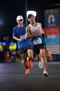 BIB: 4069, 403320
                            <button type="button" onclick="openModal(19787274)" class="btn btn-primary btn-sm float-right btn-popup" data-toggle="modal" data-target=".modal-high-quality">
                        <i class="fas fa-shopping-cart"></i> Add to Cart
                    </button>
                                            <button type="button" onclick="isThisMe(19787274, true)" class="btn btn-success btn-sm float-right btn-popup btn-isme hidden" data-toggle="tooltip" data-placement="bottom" title="นี่คือรูปของคุณใช่ไหม คลิกที่นี่เพื่อเอาเข้าอัลบั้ม">
                        <i class="fas fa-plus"></i> Add to album
                    </button>
                    <button type="button" onclick="isThisMe(19787274, false)" class="btn btn-warning btn-sm float-right btn-popup btn-isnotme hidden">
                        <i class="fas fa-ban"></i> Remove from album
                    </button>