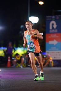 BIB: 40776
                            <button type="button" onclick="openModal(19858433)" class="btn btn-primary btn-sm float-right btn-popup" data-toggle="modal" data-target=".modal-high-quality">
                        <i class="fas fa-shopping-cart"></i> Add to Cart
                    </button>
                                            <button type="button" onclick="isThisMe(19858433, true)" class="btn btn-success btn-sm float-right btn-popup btn-isme hidden" data-toggle="tooltip" data-placement="bottom" title="นี่คือรูปของคุณใช่ไหม คลิกที่นี่เพื่อเอาเข้าอัลบั้ม">
                        <i class="fas fa-plus"></i> Add to album
                    </button>
                    <button type="button" onclick="isThisMe(19858433, false)" class="btn btn-warning btn-sm float-right btn-popup btn-isnotme hidden">
                        <i class="fas fa-ban"></i> Remove from album
                    </button>