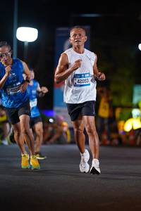 BIB: 4021, 42053
                            <button type="button" onclick="openModal(19939738)" class="btn btn-primary btn-sm float-right btn-popup" data-toggle="modal" data-target=".modal-high-quality">
                        <i class="fas fa-shopping-cart"></i> Add to Cart
                    </button>
                                            <button type="button" onclick="isThisMe(19939738, true)" class="btn btn-success btn-sm float-right btn-popup btn-isme hidden" data-toggle="tooltip" data-placement="bottom" title="นี่คือรูปของคุณใช่ไหม คลิกที่นี่เพื่อเอาเข้าอัลบั้ม">
                        <i class="fas fa-plus"></i> Add to album
                    </button>
                    <button type="button" onclick="isThisMe(19939738, false)" class="btn btn-warning btn-sm float-right btn-popup btn-isnotme hidden">
                        <i class="fas fa-ban"></i> Remove from album
                    </button>