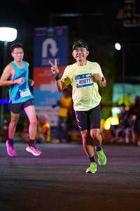 BIB: 42598, 40877
                            <button type="button" onclick="openModal(20172634)" class="btn btn-primary btn-sm float-right btn-popup" data-toggle="modal" data-target=".modal-high-quality">
                        <i class="fas fa-shopping-cart"></i> Add to Cart
                    </button>
                                            <button type="button" onclick="isThisMe(20172634, true)" class="btn btn-success btn-sm float-right btn-popup btn-isme hidden" data-toggle="tooltip" data-placement="bottom" title="นี่คือรูปของคุณใช่ไหม คลิกที่นี่เพื่อเอาเข้าอัลบั้ม">
                        <i class="fas fa-plus"></i> Add to album
                    </button>
                    <button type="button" onclick="isThisMe(20172634, false)" class="btn btn-warning btn-sm float-right btn-popup btn-isnotme hidden">
                        <i class="fas fa-ban"></i> Remove from album
                    </button>