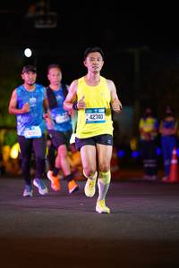 BIB: 429, 962, 42740
                            <button type="button" onclick="openModal(20252345)" class="btn btn-primary btn-sm float-right btn-popup" data-toggle="modal" data-target=".modal-high-quality">
                        <i class="fas fa-shopping-cart"></i> Add to Cart
                    </button>
                                            <button type="button" onclick="isThisMe(20252345, true)" class="btn btn-success btn-sm float-right btn-popup btn-isme hidden" data-toggle="tooltip" data-placement="bottom" title="นี่คือรูปของคุณใช่ไหม คลิกที่นี่เพื่อเอาเข้าอัลบั้ม">
                        <i class="fas fa-plus"></i> Add to album
                    </button>
                    <button type="button" onclick="isThisMe(20252345, false)" class="btn btn-warning btn-sm float-right btn-popup btn-isnotme hidden">
                        <i class="fas fa-ban"></i> Remove from album
                    </button>