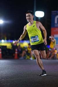 BIB: 40417
                            <button type="button" onclick="openModal(19920979)" class="btn btn-primary btn-sm float-right btn-popup" data-toggle="modal" data-target=".modal-high-quality">
                        <i class="fas fa-shopping-cart"></i> Add to Cart
                    </button>
                                            <button type="button" onclick="isThisMe(19920979, true)" class="btn btn-success btn-sm float-right btn-popup btn-isme hidden" data-toggle="tooltip" data-placement="bottom" title="นี่คือรูปของคุณใช่ไหม คลิกที่นี่เพื่อเอาเข้าอัลบั้ม">
                        <i class="fas fa-plus"></i> Add to album
                    </button>
                    <button type="button" onclick="isThisMe(19920979, false)" class="btn btn-warning btn-sm float-right btn-popup btn-isnotme hidden">
                        <i class="fas fa-ban"></i> Remove from album
                    </button>