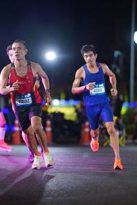 BIB: 40692, 42611
                            <button type="button" onclick="openModal(19807473)" class="btn btn-primary btn-sm float-right btn-popup" data-toggle="modal" data-target=".modal-high-quality">
                        <i class="fas fa-shopping-cart"></i> Add to Cart
                    </button>
                                            <button type="button" onclick="isThisMe(19807473, true)" class="btn btn-success btn-sm float-right btn-popup btn-isme hidden" data-toggle="tooltip" data-placement="bottom" title="นี่คือรูปของคุณใช่ไหม คลิกที่นี่เพื่อเอาเข้าอัลบั้ม">
                        <i class="fas fa-plus"></i> Add to album
                    </button>
                    <button type="button" onclick="isThisMe(19807473, false)" class="btn btn-warning btn-sm float-right btn-popup btn-isnotme hidden">
                        <i class="fas fa-ban"></i> Remove from album
                    </button>