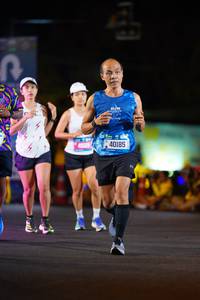 BIB: 40185
                            <button type="button" onclick="openModal(20359982)" class="btn btn-primary btn-sm float-right btn-popup" data-toggle="modal" data-target=".modal-high-quality">
                        <i class="fas fa-shopping-cart"></i> Add to Cart
                    </button>
                                            <button type="button" onclick="isThisMe(20359982, true)" class="btn btn-success btn-sm float-right btn-popup btn-isme hidden" data-toggle="tooltip" data-placement="bottom" title="นี่คือรูปของคุณใช่ไหม คลิกที่นี่เพื่อเอาเข้าอัลบั้ม">
                        <i class="fas fa-plus"></i> Add to album
                    </button>
                    <button type="button" onclick="isThisMe(20359982, false)" class="btn btn-warning btn-sm float-right btn-popup btn-isnotme hidden">
                        <i class="fas fa-ban"></i> Remove from album
                    </button>