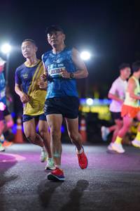 BIB: 4038
                            <button type="button" onclick="openModal(20167071)" class="btn btn-primary btn-sm float-right btn-popup" data-toggle="modal" data-target=".modal-high-quality">
                        <i class="fas fa-shopping-cart"></i> Add to Cart
                    </button>
                                            <button type="button" onclick="isThisMe(20167071, true)" class="btn btn-success btn-sm float-right btn-popup btn-isme hidden" data-toggle="tooltip" data-placement="bottom" title="นี่คือรูปของคุณใช่ไหม คลิกที่นี่เพื่อเอาเข้าอัลบั้ม">
                        <i class="fas fa-plus"></i> Add to album
                    </button>
                    <button type="button" onclick="isThisMe(20167071, false)" class="btn btn-warning btn-sm float-right btn-popup btn-isnotme hidden">
                        <i class="fas fa-ban"></i> Remove from album
                    </button>