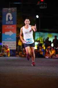 BIB: 42204
                            <button type="button" onclick="openModal(20312548)" class="btn btn-primary btn-sm float-right btn-popup" data-toggle="modal" data-target=".modal-high-quality">
                        <i class="fas fa-shopping-cart"></i> Add to Cart
                    </button>
                                            <button type="button" onclick="isThisMe(20312548, true)" class="btn btn-success btn-sm float-right btn-popup btn-isme hidden" data-toggle="tooltip" data-placement="bottom" title="นี่คือรูปของคุณใช่ไหม คลิกที่นี่เพื่อเอาเข้าอัลบั้ม">
                        <i class="fas fa-plus"></i> Add to album
                    </button>
                    <button type="button" onclick="isThisMe(20312548, false)" class="btn btn-warning btn-sm float-right btn-popup btn-isnotme hidden">
                        <i class="fas fa-ban"></i> Remove from album
                    </button>