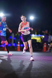 BIB: 405, 7708
                            <button type="button" onclick="openModal(19826383)" class="btn btn-primary btn-sm float-right btn-popup" data-toggle="modal" data-target=".modal-high-quality">
                        <i class="fas fa-shopping-cart"></i> Add to Cart
                    </button>
                                            <button type="button" onclick="isThisMe(19826383, true)" class="btn btn-success btn-sm float-right btn-popup btn-isme hidden" data-toggle="tooltip" data-placement="bottom" title="นี่คือรูปของคุณใช่ไหม คลิกที่นี่เพื่อเอาเข้าอัลบั้ม">
                        <i class="fas fa-plus"></i> Add to album
                    </button>
                    <button type="button" onclick="isThisMe(19826383, false)" class="btn btn-warning btn-sm float-right btn-popup btn-isnotme hidden">
                        <i class="fas fa-ban"></i> Remove from album
                    </button>