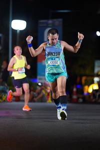 BIB: 330, 43332
                            <button type="button" onclick="openModal(20162663)" class="btn btn-primary btn-sm float-right btn-popup" data-toggle="modal" data-target=".modal-high-quality">
                        <i class="fas fa-shopping-cart"></i> Add to Cart
                    </button>
                                            <button type="button" onclick="isThisMe(20162663, true)" class="btn btn-success btn-sm float-right btn-popup btn-isme hidden" data-toggle="tooltip" data-placement="bottom" title="นี่คือรูปของคุณใช่ไหม คลิกที่นี่เพื่อเอาเข้าอัลบั้ม">
                        <i class="fas fa-plus"></i> Add to album
                    </button>
                    <button type="button" onclick="isThisMe(20162663, false)" class="btn btn-warning btn-sm float-right btn-popup btn-isnotme hidden">
                        <i class="fas fa-ban"></i> Remove from album
                    </button>