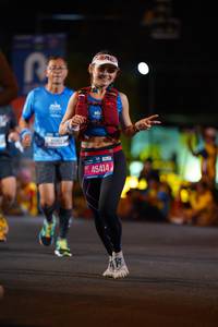 BIB: 40517, 45414
                            <button type="button" onclick="openModal(19906733)" class="btn btn-primary btn-sm float-right btn-popup" data-toggle="modal" data-target=".modal-high-quality">
                        <i class="fas fa-shopping-cart"></i> Add to Cart
                    </button>
                                            <button type="button" onclick="isThisMe(19906733, true)" class="btn btn-success btn-sm float-right btn-popup btn-isme hidden" data-toggle="tooltip" data-placement="bottom" title="นี่คือรูปของคุณใช่ไหม คลิกที่นี่เพื่อเอาเข้าอัลบั้ม">
                        <i class="fas fa-plus"></i> Add to album
                    </button>
                    <button type="button" onclick="isThisMe(19906733, false)" class="btn btn-warning btn-sm float-right btn-popup btn-isnotme hidden">
                        <i class="fas fa-ban"></i> Remove from album
                    </button>