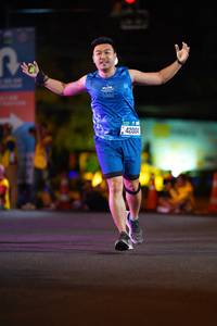 BIB: 42004
                            <button type="button" onclick="openModal(19997279)" class="btn btn-primary btn-sm float-right btn-popup" data-toggle="modal" data-target=".modal-high-quality">
                        <i class="fas fa-shopping-cart"></i> Add to Cart
                    </button>
                                            <button type="button" onclick="isThisMe(19997279, true)" class="btn btn-success btn-sm float-right btn-popup btn-isme hidden" data-toggle="tooltip" data-placement="bottom" title="นี่คือรูปของคุณใช่ไหม คลิกที่นี่เพื่อเอาเข้าอัลบั้ม">
                        <i class="fas fa-plus"></i> Add to album
                    </button>
                    <button type="button" onclick="isThisMe(19997279, false)" class="btn btn-warning btn-sm float-right btn-popup btn-isnotme hidden">
                        <i class="fas fa-ban"></i> Remove from album
                    </button>