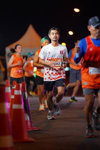 BIB: 343
                            <button type="button" onclick="openModal(20531411)" class="btn btn-primary btn-sm float-right btn-popup" data-toggle="modal" data-target=".modal-high-quality">
                        <i class="fas fa-shopping-cart"></i> Add to Cart
                    </button>
                                            <button type="button" onclick="isThisMe(20531411, true)" class="btn btn-success btn-sm float-right btn-popup btn-isme hidden" data-toggle="tooltip" data-placement="bottom" title="นี่คือรูปของคุณใช่ไหม คลิกที่นี่เพื่อเอาเข้าอัลบั้ม">
                        <i class="fas fa-plus"></i> Add to album
                    </button>
                    <button type="button" onclick="isThisMe(20531411, false)" class="btn btn-warning btn-sm float-right btn-popup btn-isnotme hidden">
                        <i class="fas fa-ban"></i> Remove from album
                    </button>