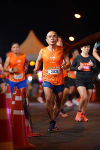 BIB: 5611, 21132, 38696
                            <button type="button" onclick="openModal(20528932)" class="btn btn-primary btn-sm float-right btn-popup" data-toggle="modal" data-target=".modal-high-quality">
                        <i class="fas fa-shopping-cart"></i> Add to Cart
                    </button>
                                            <button type="button" onclick="isThisMe(20528932, true)" class="btn btn-success btn-sm float-right btn-popup btn-isme hidden" data-toggle="tooltip" data-placement="bottom" title="นี่คือรูปของคุณใช่ไหม คลิกที่นี่เพื่อเอาเข้าอัลบั้ม">
                        <i class="fas fa-plus"></i> Add to album
                    </button>
                    <button type="button" onclick="isThisMe(20528932, false)" class="btn btn-warning btn-sm float-right btn-popup btn-isnotme hidden">
                        <i class="fas fa-ban"></i> Remove from album
                    </button>