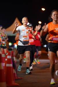 BIB: 65222, 55248, 2821
                            <button type="button" onclick="openModal(20512313)" class="btn btn-primary btn-sm float-right btn-popup" data-toggle="modal" data-target=".modal-high-quality">
                        <i class="fas fa-shopping-cart"></i> Add to Cart
                    </button>
                                            <button type="button" onclick="isThisMe(20512313, true)" class="btn btn-success btn-sm float-right btn-popup btn-isme hidden" data-toggle="tooltip" data-placement="bottom" title="นี่คือรูปของคุณใช่ไหม คลิกที่นี่เพื่อเอาเข้าอัลบั้ม">
                        <i class="fas fa-plus"></i> Add to album
                    </button>
                    <button type="button" onclick="isThisMe(20512313, false)" class="btn btn-warning btn-sm float-right btn-popup btn-isnotme hidden">
                        <i class="fas fa-ban"></i> Remove from album
                    </button>