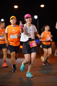 BIB: 93222, 25194
                            <button type="button" onclick="openModal(20582066)" class="btn btn-primary btn-sm float-right btn-popup" data-toggle="modal" data-target=".modal-high-quality">
                        <i class="fas fa-shopping-cart"></i> Add to Cart
                    </button>
                                            <button type="button" onclick="isThisMe(20582066, true)" class="btn btn-success btn-sm float-right btn-popup btn-isme hidden" data-toggle="tooltip" data-placement="bottom" title="นี่คือรูปของคุณใช่ไหม คลิกที่นี่เพื่อเอาเข้าอัลบั้ม">
                        <i class="fas fa-plus"></i> Add to album
                    </button>
                    <button type="button" onclick="isThisMe(20582066, false)" class="btn btn-warning btn-sm float-right btn-popup btn-isnotme hidden">
                        <i class="fas fa-ban"></i> Remove from album
                    </button>