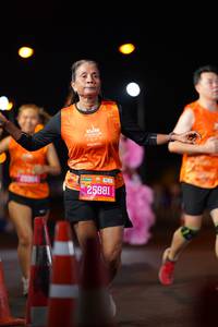 BIB: 102, 25981
                            <button type="button" onclick="openModal(20596086)" class="btn btn-primary btn-sm float-right btn-popup" data-toggle="modal" data-target=".modal-high-quality">
                        <i class="fas fa-shopping-cart"></i> Add to Cart
                    </button>
                                            <button type="button" onclick="isThisMe(20596086, true)" class="btn btn-success btn-sm float-right btn-popup btn-isme hidden" data-toggle="tooltip" data-placement="bottom" title="นี่คือรูปของคุณใช่ไหม คลิกที่นี่เพื่อเอาเข้าอัลบั้ม">
                        <i class="fas fa-plus"></i> Add to album
                    </button>
                    <button type="button" onclick="isThisMe(20596086, false)" class="btn btn-warning btn-sm float-right btn-popup btn-isnotme hidden">
                        <i class="fas fa-ban"></i> Remove from album
                    </button>
