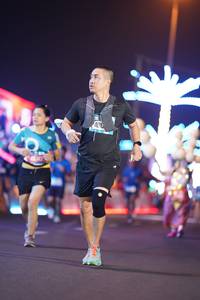 BIB: 400
                            <button type="button" onclick="openModal(21495999)" class="btn btn-primary btn-sm float-right btn-popup" data-toggle="modal" data-target=".modal-high-quality">
                        <i class="fas fa-shopping-cart"></i> Add to Cart
                    </button>
                                            <button type="button" onclick="isThisMe(21495999, true)" class="btn btn-success btn-sm float-right btn-popup btn-isme hidden" data-toggle="tooltip" data-placement="bottom" title="นี่คือรูปของคุณใช่ไหม คลิกที่นี่เพื่อเอาเข้าอัลบั้ม">
                        <i class="fas fa-plus"></i> Add to album
                    </button>
                    <button type="button" onclick="isThisMe(21495999, false)" class="btn btn-warning btn-sm float-right btn-popup btn-isnotme hidden">
                        <i class="fas fa-ban"></i> Remove from album
                    </button>
