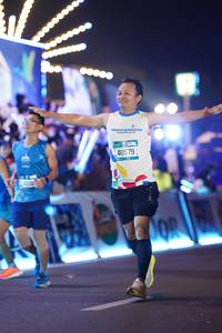 BIB: 40579, 60000, 2012
                            <button type="button" onclick="openModal(21460578)" class="btn btn-primary btn-sm float-right btn-popup" data-toggle="modal" data-target=".modal-high-quality">
                        <i class="fas fa-shopping-cart"></i> Add to Cart
                    </button>
                                            <button type="button" onclick="isThisMe(21460578, true)" class="btn btn-success btn-sm float-right btn-popup btn-isme hidden" data-toggle="tooltip" data-placement="bottom" title="นี่คือรูปของคุณใช่ไหม คลิกที่นี่เพื่อเอาเข้าอัลบั้ม">
                        <i class="fas fa-plus"></i> Add to album
                    </button>
                    <button type="button" onclick="isThisMe(21460578, false)" class="btn btn-warning btn-sm float-right btn-popup btn-isnotme hidden">
                        <i class="fas fa-ban"></i> Remove from album
                    </button>