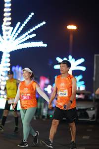 BIB: 26517, 22194
                            <button type="button" onclick="openModal(21412417)" class="btn btn-primary btn-sm float-right btn-popup" data-toggle="modal" data-target=".modal-high-quality">
                        <i class="fas fa-shopping-cart"></i> Add to Cart
                    </button>
                                            <button type="button" onclick="isThisMe(21412417, true)" class="btn btn-success btn-sm float-right btn-popup btn-isme hidden" data-toggle="tooltip" data-placement="bottom" title="นี่คือรูปของคุณใช่ไหม คลิกที่นี่เพื่อเอาเข้าอัลบั้ม">
                        <i class="fas fa-plus"></i> Add to album
                    </button>
                    <button type="button" onclick="isThisMe(21412417, false)" class="btn btn-warning btn-sm float-right btn-popup btn-isnotme hidden">
                        <i class="fas fa-ban"></i> Remove from album
                    </button>