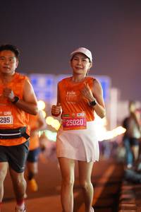 BIB: 295, 1029, 25020
                            <button type="button" onclick="openModal(21532315)" class="btn btn-primary btn-sm float-right btn-popup" data-toggle="modal" data-target=".modal-high-quality">
                        <i class="fas fa-shopping-cart"></i> Add to Cart
                    </button>
                                            <button type="button" onclick="isThisMe(21532315, true)" class="btn btn-success btn-sm float-right btn-popup btn-isme hidden" data-toggle="tooltip" data-placement="bottom" title="นี่คือรูปของคุณใช่ไหม คลิกที่นี่เพื่อเอาเข้าอัลบั้ม">
                        <i class="fas fa-plus"></i> Add to album
                    </button>
                    <button type="button" onclick="isThisMe(21532315, false)" class="btn btn-warning btn-sm float-right btn-popup btn-isnotme hidden">
                        <i class="fas fa-ban"></i> Remove from album
                    </button>