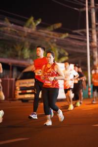BIB: 26314
                            <button type="button" onclick="openModal(21499554)" class="btn btn-primary btn-sm float-right btn-popup" data-toggle="modal" data-target=".modal-high-quality">
                        <i class="fas fa-shopping-cart"></i> Add to Cart
                    </button>
                                            <button type="button" onclick="isThisMe(21499554, true)" class="btn btn-success btn-sm float-right btn-popup btn-isme hidden" data-toggle="tooltip" data-placement="bottom" title="นี่คือรูปของคุณใช่ไหม คลิกที่นี่เพื่อเอาเข้าอัลบั้ม">
                        <i class="fas fa-plus"></i> Add to album
                    </button>
                    <button type="button" onclick="isThisMe(21499554, false)" class="btn btn-warning btn-sm float-right btn-popup btn-isnotme hidden">
                        <i class="fas fa-ban"></i> Remove from album
                    </button>