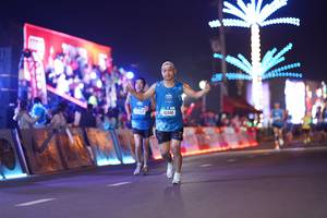 BIB: 42446
                            <button type="button" onclick="openModal(21463941)" class="btn btn-primary btn-sm float-right btn-popup" data-toggle="modal" data-target=".modal-high-quality">
                        <i class="fas fa-shopping-cart"></i> Add to Cart
                    </button>
                                            <button type="button" onclick="isThisMe(21463941, true)" class="btn btn-success btn-sm float-right btn-popup btn-isme hidden" data-toggle="tooltip" data-placement="bottom" title="นี่คือรูปของคุณใช่ไหม คลิกที่นี่เพื่อเอาเข้าอัลบั้ม">
                        <i class="fas fa-plus"></i> Add to album
                    </button>
                    <button type="button" onclick="isThisMe(21463941, false)" class="btn btn-warning btn-sm float-right btn-popup btn-isnotme hidden">
                        <i class="fas fa-ban"></i> Remove from album
                    </button>