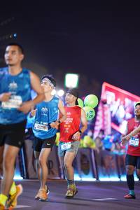 BIB: 41338, 615
                            <button type="button" onclick="openModal(21492804)" class="btn btn-primary btn-sm float-right btn-popup" data-toggle="modal" data-target=".modal-high-quality">
                        <i class="fas fa-shopping-cart"></i> Add to Cart
                    </button>
                                            <button type="button" onclick="isThisMe(21492804, true)" class="btn btn-success btn-sm float-right btn-popup btn-isme hidden" data-toggle="tooltip" data-placement="bottom" title="นี่คือรูปของคุณใช่ไหม คลิกที่นี่เพื่อเอาเข้าอัลบั้ม">
                        <i class="fas fa-plus"></i> Add to album
                    </button>
                    <button type="button" onclick="isThisMe(21492804, false)" class="btn btn-warning btn-sm float-right btn-popup btn-isnotme hidden">
                        <i class="fas fa-ban"></i> Remove from album
                    </button>