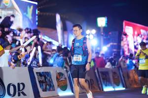 BIB: 41952
                            <button type="button" onclick="openModal(21464559)" class="btn btn-primary btn-sm float-right btn-popup" data-toggle="modal" data-target=".modal-high-quality">
                        <i class="fas fa-shopping-cart"></i> Add to Cart
                    </button>
                                            <button type="button" onclick="isThisMe(21464559, true)" class="btn btn-success btn-sm float-right btn-popup btn-isme hidden" data-toggle="tooltip" data-placement="bottom" title="นี่คือรูปของคุณใช่ไหม คลิกที่นี่เพื่อเอาเข้าอัลบั้ม">
                        <i class="fas fa-plus"></i> Add to album
                    </button>
                    <button type="button" onclick="isThisMe(21464559, false)" class="btn btn-warning btn-sm float-right btn-popup btn-isnotme hidden">
                        <i class="fas fa-ban"></i> Remove from album
                    </button>