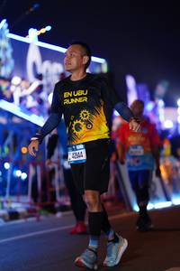 BIB: 42944
                            <button type="button" onclick="openModal(21358638)" class="btn btn-primary btn-sm float-right btn-popup" data-toggle="modal" data-target=".modal-high-quality">
                        <i class="fas fa-shopping-cart"></i> Add to Cart
                    </button>
                                            <button type="button" onclick="isThisMe(21358638, true)" class="btn btn-success btn-sm float-right btn-popup btn-isme hidden" data-toggle="tooltip" data-placement="bottom" title="นี่คือรูปของคุณใช่ไหม คลิกที่นี่เพื่อเอาเข้าอัลบั้ม">
                        <i class="fas fa-plus"></i> Add to album
                    </button>
                    <button type="button" onclick="isThisMe(21358638, false)" class="btn btn-warning btn-sm float-right btn-popup btn-isnotme hidden">
                        <i class="fas fa-ban"></i> Remove from album
                    </button>