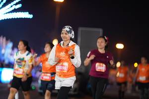 BIB: 24698
                            <button type="button" onclick="openModal(21427128)" class="btn btn-primary btn-sm float-right btn-popup" data-toggle="modal" data-target=".modal-high-quality">
                        <i class="fas fa-shopping-cart"></i> Add to Cart
                    </button>
                                            <button type="button" onclick="isThisMe(21427128, true)" class="btn btn-success btn-sm float-right btn-popup btn-isme hidden" data-toggle="tooltip" data-placement="bottom" title="นี่คือรูปของคุณใช่ไหม คลิกที่นี่เพื่อเอาเข้าอัลบั้ม">
                        <i class="fas fa-plus"></i> Add to album
                    </button>
                    <button type="button" onclick="isThisMe(21427128, false)" class="btn btn-warning btn-sm float-right btn-popup btn-isnotme hidden">
                        <i class="fas fa-ban"></i> Remove from album
                    </button>