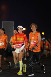 BIB: 3313, 25315, 26765
                            <button type="button" onclick="openModal(21433995)" class="btn btn-primary btn-sm float-right btn-popup" data-toggle="modal" data-target=".modal-high-quality">
                        <i class="fas fa-shopping-cart"></i> Add to Cart
                    </button>
                                            <button type="button" onclick="isThisMe(21433995, true)" class="btn btn-success btn-sm float-right btn-popup btn-isme hidden" data-toggle="tooltip" data-placement="bottom" title="นี่คือรูปของคุณใช่ไหม คลิกที่นี่เพื่อเอาเข้าอัลบั้ม">
                        <i class="fas fa-plus"></i> Add to album
                    </button>
                    <button type="button" onclick="isThisMe(21433995, false)" class="btn btn-warning btn-sm float-right btn-popup btn-isnotme hidden">
                        <i class="fas fa-ban"></i> Remove from album
                    </button>