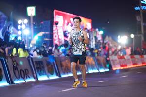 BIB: 42034, 888
                            <button type="button" onclick="openModal(21463639)" class="btn btn-primary btn-sm float-right btn-popup" data-toggle="modal" data-target=".modal-high-quality">
                        <i class="fas fa-shopping-cart"></i> Add to Cart
                    </button>
                                            <button type="button" onclick="isThisMe(21463639, true)" class="btn btn-success btn-sm float-right btn-popup btn-isme hidden" data-toggle="tooltip" data-placement="bottom" title="นี่คือรูปของคุณใช่ไหม คลิกที่นี่เพื่อเอาเข้าอัลบั้ม">
                        <i class="fas fa-plus"></i> Add to album
                    </button>
                    <button type="button" onclick="isThisMe(21463639, false)" class="btn btn-warning btn-sm float-right btn-popup btn-isnotme hidden">
                        <i class="fas fa-ban"></i> Remove from album
                    </button>