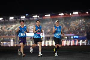 BIB: 7446, 4300
                            <button type="button" onclick="openModal(20934549)" class="btn btn-primary btn-sm float-right btn-popup" data-toggle="modal" data-target=".modal-high-quality">
                        <i class="fas fa-shopping-cart"></i> Add to Cart
                    </button>
                                            <button type="button" onclick="isThisMe(20934549, true)" class="btn btn-success btn-sm float-right btn-popup btn-isme hidden" data-toggle="tooltip" data-placement="bottom" title="นี่คือรูปของคุณใช่ไหม คลิกที่นี่เพื่อเอาเข้าอัลบั้ม">
                        <i class="fas fa-plus"></i> Add to album
                    </button>
                    <button type="button" onclick="isThisMe(20934549, false)" class="btn btn-warning btn-sm float-right btn-popup btn-isnotme hidden">
                        <i class="fas fa-ban"></i> Remove from album
                    </button>