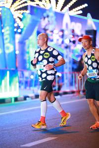 BIB: 800, 40283
                            <button type="button" onclick="openModal(20163993)" class="btn btn-primary btn-sm float-right btn-popup" data-toggle="modal" data-target=".modal-high-quality">
                        <i class="fas fa-shopping-cart"></i> Add to Cart
                    </button>
                                            <button type="button" onclick="isThisMe(20163993, true)" class="btn btn-success btn-sm float-right btn-popup btn-isme hidden" data-toggle="tooltip" data-placement="bottom" title="นี่คือรูปของคุณใช่ไหม คลิกที่นี่เพื่อเอาเข้าอัลบั้ม">
                        <i class="fas fa-plus"></i> Add to album
                    </button>
                    <button type="button" onclick="isThisMe(20163993, false)" class="btn btn-warning btn-sm float-right btn-popup btn-isnotme hidden">
                        <i class="fas fa-ban"></i> Remove from album
                    </button>