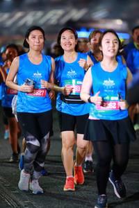 BIB: 3827, 4304, 3262
                            <button type="button" onclick="openModal(19935616)" class="btn btn-primary btn-sm float-right btn-popup" data-toggle="modal" data-target=".modal-high-quality">
                        <i class="fas fa-shopping-cart"></i> Add to Cart
                    </button>
                                            <button type="button" onclick="isThisMe(19935616, true)" class="btn btn-success btn-sm float-right btn-popup btn-isme hidden" data-toggle="tooltip" data-placement="bottom" title="นี่คือรูปของคุณใช่ไหม คลิกที่นี่เพื่อเอาเข้าอัลบั้ม">
                        <i class="fas fa-plus"></i> Add to album
                    </button>
                    <button type="button" onclick="isThisMe(19935616, false)" class="btn btn-warning btn-sm float-right btn-popup btn-isnotme hidden">
                        <i class="fas fa-ban"></i> Remove from album
                    </button>
