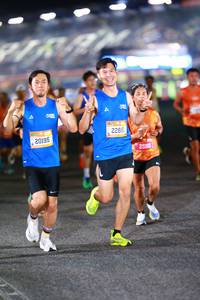 BIB: 20195, 22661, 25181
                            <button type="button" onclick="openModal(19910540)" class="btn btn-primary btn-sm float-right btn-popup" data-toggle="modal" data-target=".modal-high-quality">
                        <i class="fas fa-shopping-cart"></i> Add to Cart
                    </button>
                                            <button type="button" onclick="isThisMe(19910540, true)" class="btn btn-success btn-sm float-right btn-popup btn-isme hidden" data-toggle="tooltip" data-placement="bottom" title="นี่คือรูปของคุณใช่ไหม คลิกที่นี่เพื่อเอาเข้าอัลบั้ม">
                        <i class="fas fa-plus"></i> Add to album
                    </button>
                    <button type="button" onclick="isThisMe(19910540, false)" class="btn btn-warning btn-sm float-right btn-popup btn-isnotme hidden">
                        <i class="fas fa-ban"></i> Remove from album
                    </button>