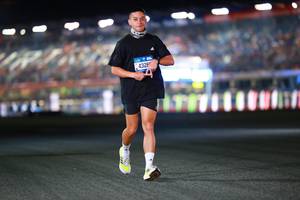 BIB: 4326
                            <button type="button" onclick="openModal(19900686)" class="btn btn-primary btn-sm float-right btn-popup" data-toggle="modal" data-target=".modal-high-quality">
                        <i class="fas fa-shopping-cart"></i> Add to Cart
                    </button>
                                            <button type="button" onclick="isThisMe(19900686, true)" class="btn btn-success btn-sm float-right btn-popup btn-isme hidden" data-toggle="tooltip" data-placement="bottom" title="นี่คือรูปของคุณใช่ไหม คลิกที่นี่เพื่อเอาเข้าอัลบั้ม">
                        <i class="fas fa-plus"></i> Add to album
                    </button>
                    <button type="button" onclick="isThisMe(19900686, false)" class="btn btn-warning btn-sm float-right btn-popup btn-isnotme hidden">
                        <i class="fas fa-ban"></i> Remove from album
                    </button>