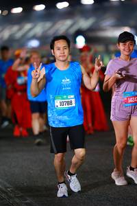 BIB: 1424, 10788
                            <button type="button" onclick="openModal(19943516)" class="btn btn-primary btn-sm float-right btn-popup" data-toggle="modal" data-target=".modal-high-quality">
                        <i class="fas fa-shopping-cart"></i> Add to Cart
                    </button>
                                            <button type="button" onclick="isThisMe(19943516, true)" class="btn btn-success btn-sm float-right btn-popup btn-isme hidden" data-toggle="tooltip" data-placement="bottom" title="นี่คือรูปของคุณใช่ไหม คลิกที่นี่เพื่อเอาเข้าอัลบั้ม">
                        <i class="fas fa-plus"></i> Add to album
                    </button>
                    <button type="button" onclick="isThisMe(19943516, false)" class="btn btn-warning btn-sm float-right btn-popup btn-isnotme hidden">
                        <i class="fas fa-ban"></i> Remove from album
                    </button>