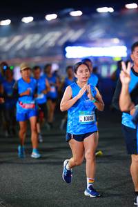BIB: 10106
                            <button type="button" onclick="openModal(19913832)" class="btn btn-primary btn-sm float-right btn-popup" data-toggle="modal" data-target=".modal-high-quality">
                        <i class="fas fa-shopping-cart"></i> Add to Cart
                    </button>
                                            <button type="button" onclick="isThisMe(19913832, true)" class="btn btn-success btn-sm float-right btn-popup btn-isme hidden" data-toggle="tooltip" data-placement="bottom" title="นี่คือรูปของคุณใช่ไหม คลิกที่นี่เพื่อเอาเข้าอัลบั้ม">
                        <i class="fas fa-plus"></i> Add to album
                    </button>
                    <button type="button" onclick="isThisMe(19913832, false)" class="btn btn-warning btn-sm float-right btn-popup btn-isnotme hidden">
                        <i class="fas fa-ban"></i> Remove from album
                    </button>