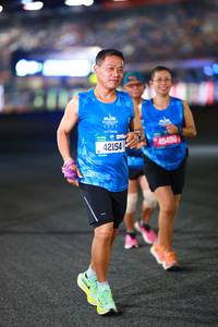 BIB: 42154, 45496
                            <button type="button" onclick="openModal(19898513)" class="btn btn-primary btn-sm float-right btn-popup" data-toggle="modal" data-target=".modal-high-quality">
                        <i class="fas fa-shopping-cart"></i> Add to Cart
                    </button>
                                            <button type="button" onclick="isThisMe(19898513, true)" class="btn btn-success btn-sm float-right btn-popup btn-isme hidden" data-toggle="tooltip" data-placement="bottom" title="นี่คือรูปของคุณใช่ไหม คลิกที่นี่เพื่อเอาเข้าอัลบั้ม">
                        <i class="fas fa-plus"></i> Add to album
                    </button>
                    <button type="button" onclick="isThisMe(19898513, false)" class="btn btn-warning btn-sm float-right btn-popup btn-isnotme hidden">
                        <i class="fas fa-ban"></i> Remove from album
                    </button>