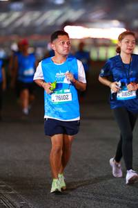 BIB: 0820, 76102, 11658
                            <button type="button" onclick="openModal(19946888)" class="btn btn-primary btn-sm float-right btn-popup" data-toggle="modal" data-target=".modal-high-quality">
                        <i class="fas fa-shopping-cart"></i> Add to Cart
                    </button>
                                            <button type="button" onclick="isThisMe(19946888, true)" class="btn btn-success btn-sm float-right btn-popup btn-isme hidden" data-toggle="tooltip" data-placement="bottom" title="นี่คือรูปของคุณใช่ไหม คลิกที่นี่เพื่อเอาเข้าอัลบั้ม">
                        <i class="fas fa-plus"></i> Add to album
                    </button>
                    <button type="button" onclick="isThisMe(19946888, false)" class="btn btn-warning btn-sm float-right btn-popup btn-isnotme hidden">
                        <i class="fas fa-ban"></i> Remove from album
                    </button>